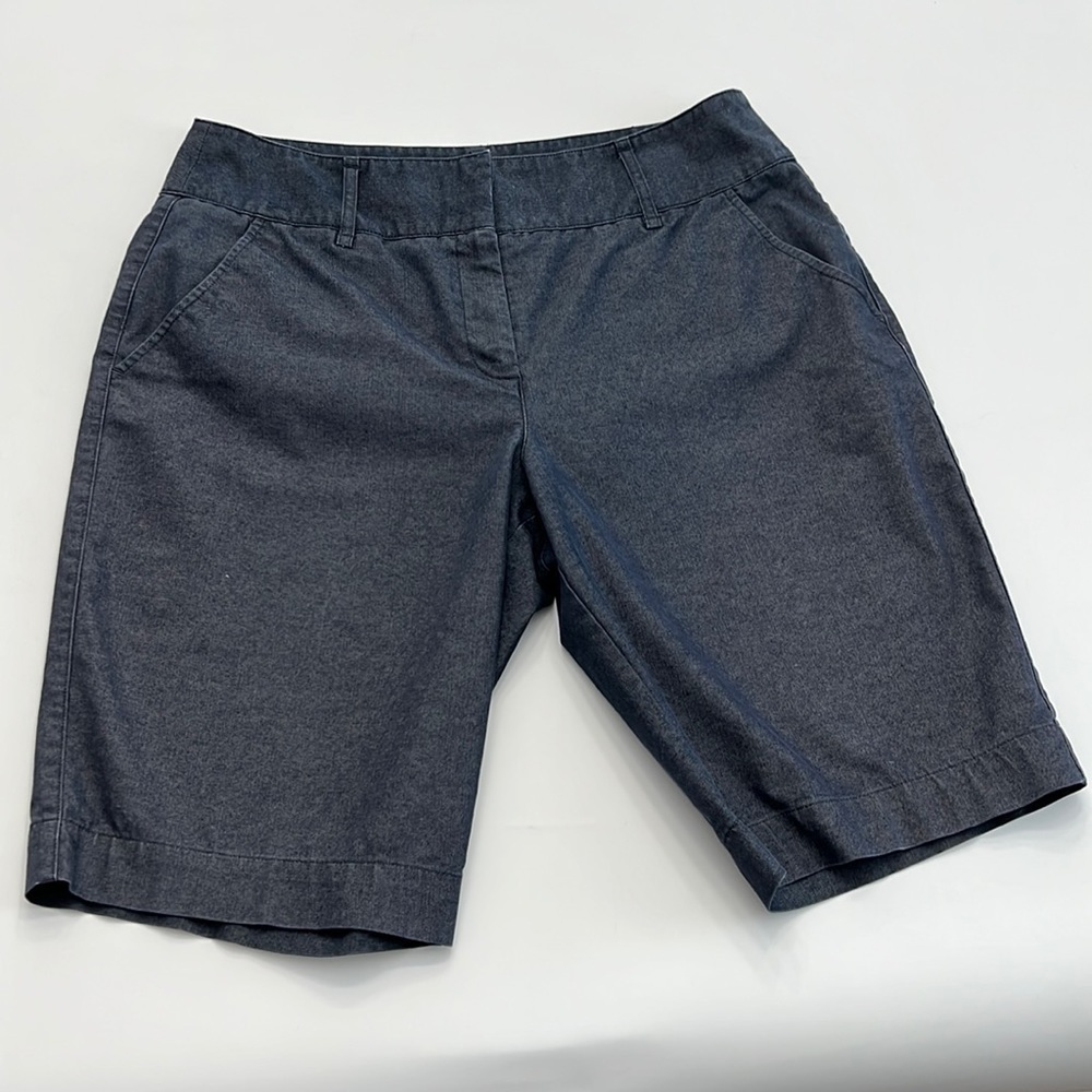 DANA Buchman denim looking Bermuda shorts size 12 has stretch 11.5” inseam